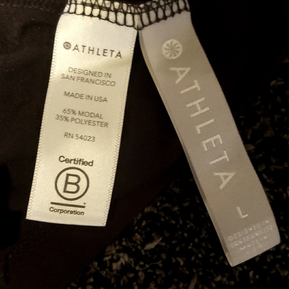 EUC Athleta twist back long sleeve top L - Picture 3 of 4